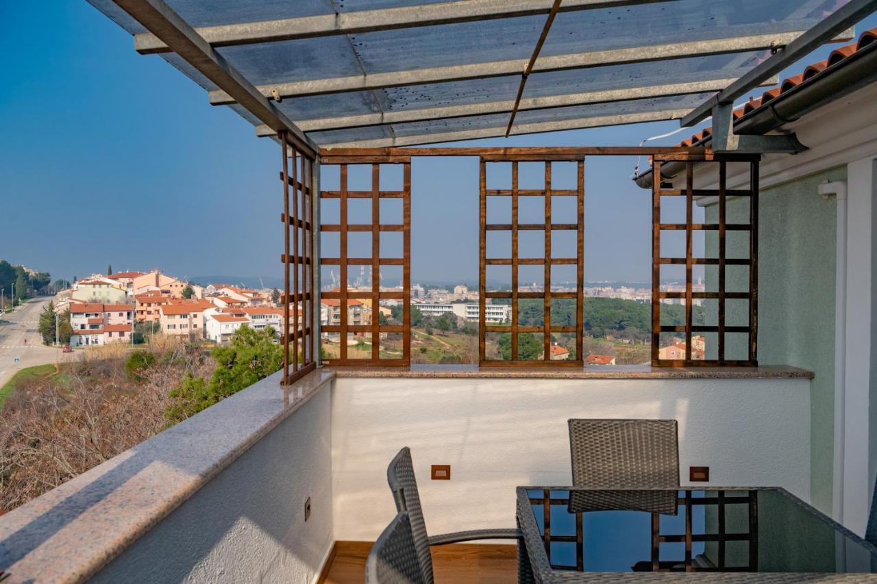 Apartment Rooftop Pola Esterno foto
